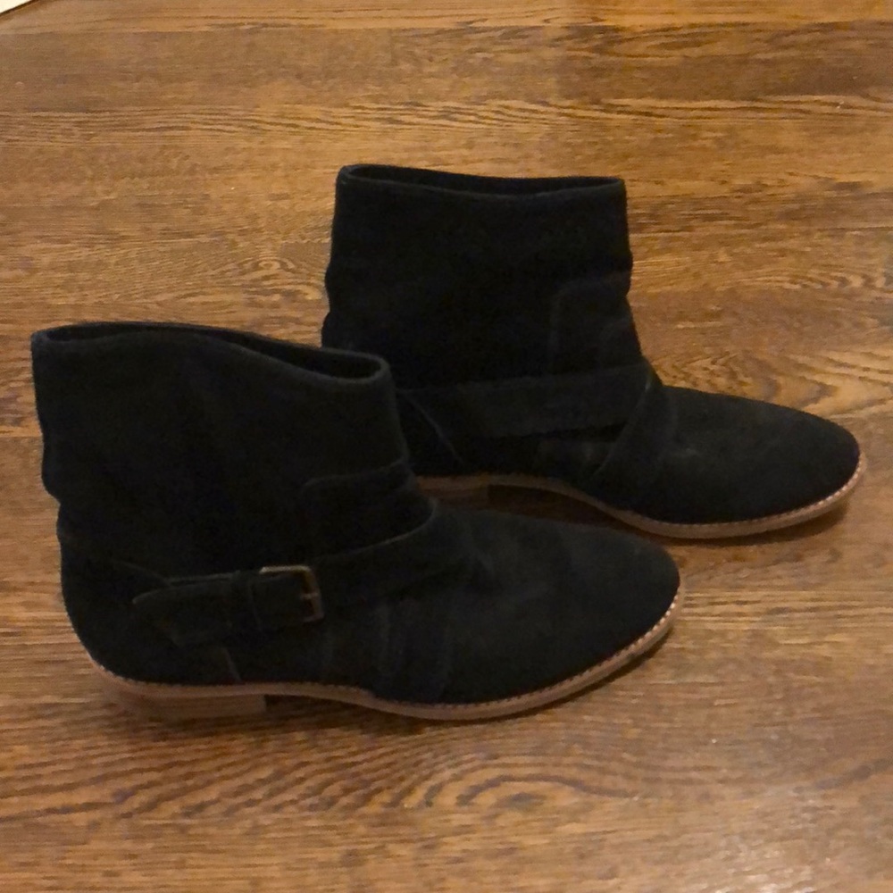 Splendid Black Suede Booties. Size 9